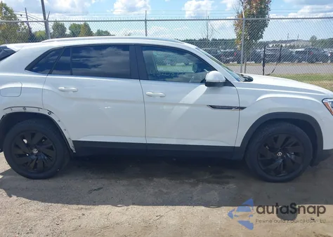 2024 Volkswagen Atlas Cross Sport 2.0T Se W/Technology z USA, uszkodzony, nr VIN 1V2KE2CA1RC263988